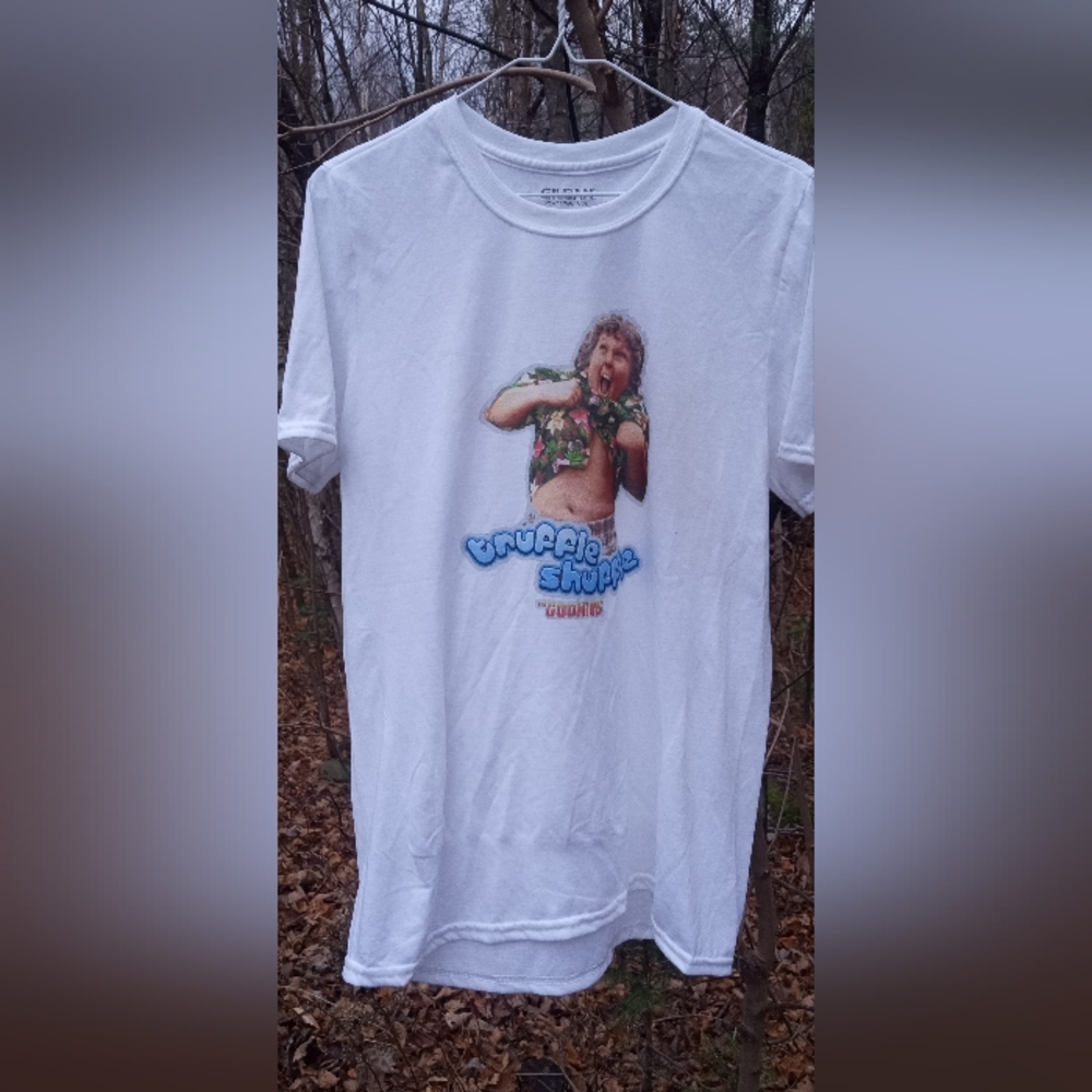 Men's white Tshirt, L and XL
